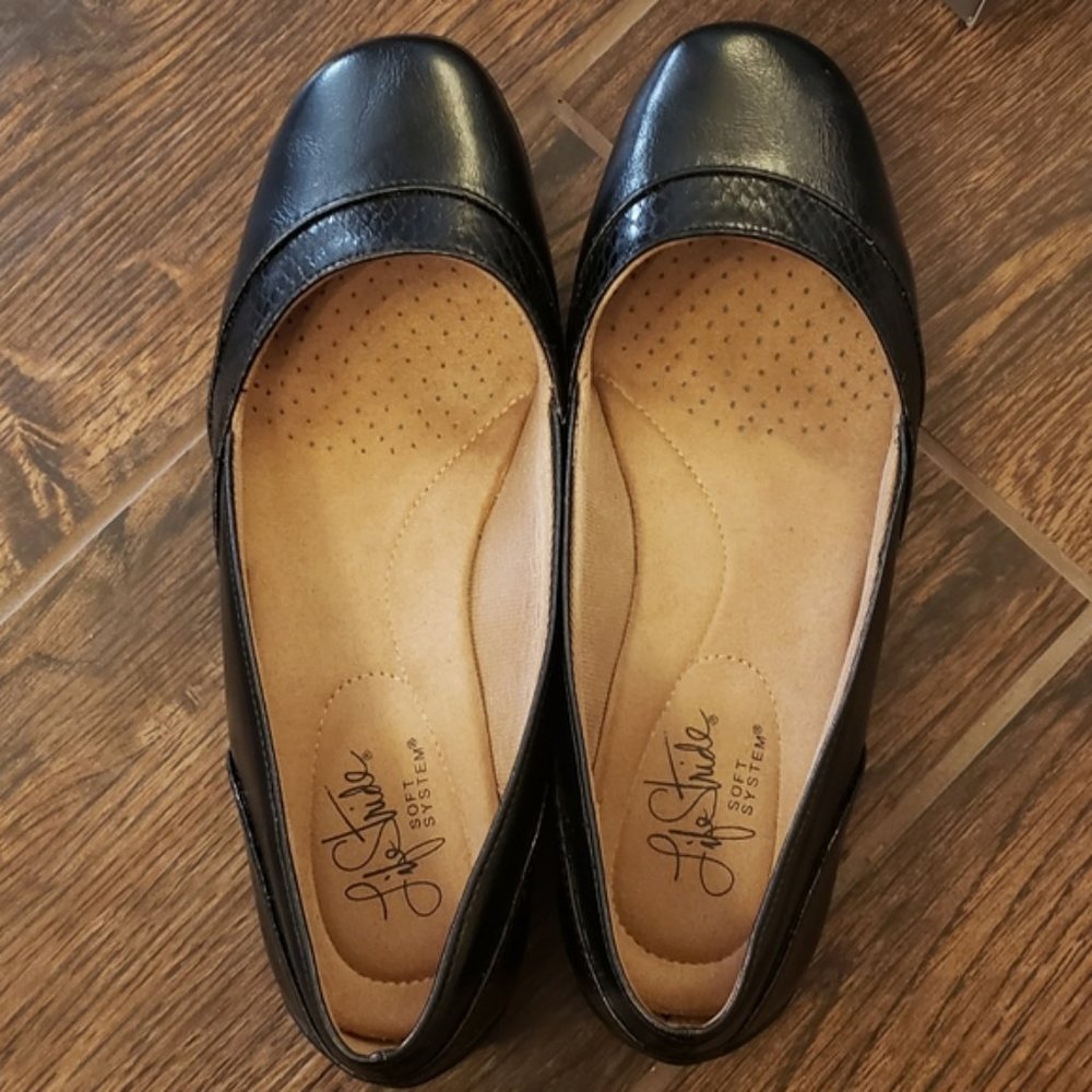 Life Stride Deja Vu Flats Black 7 M